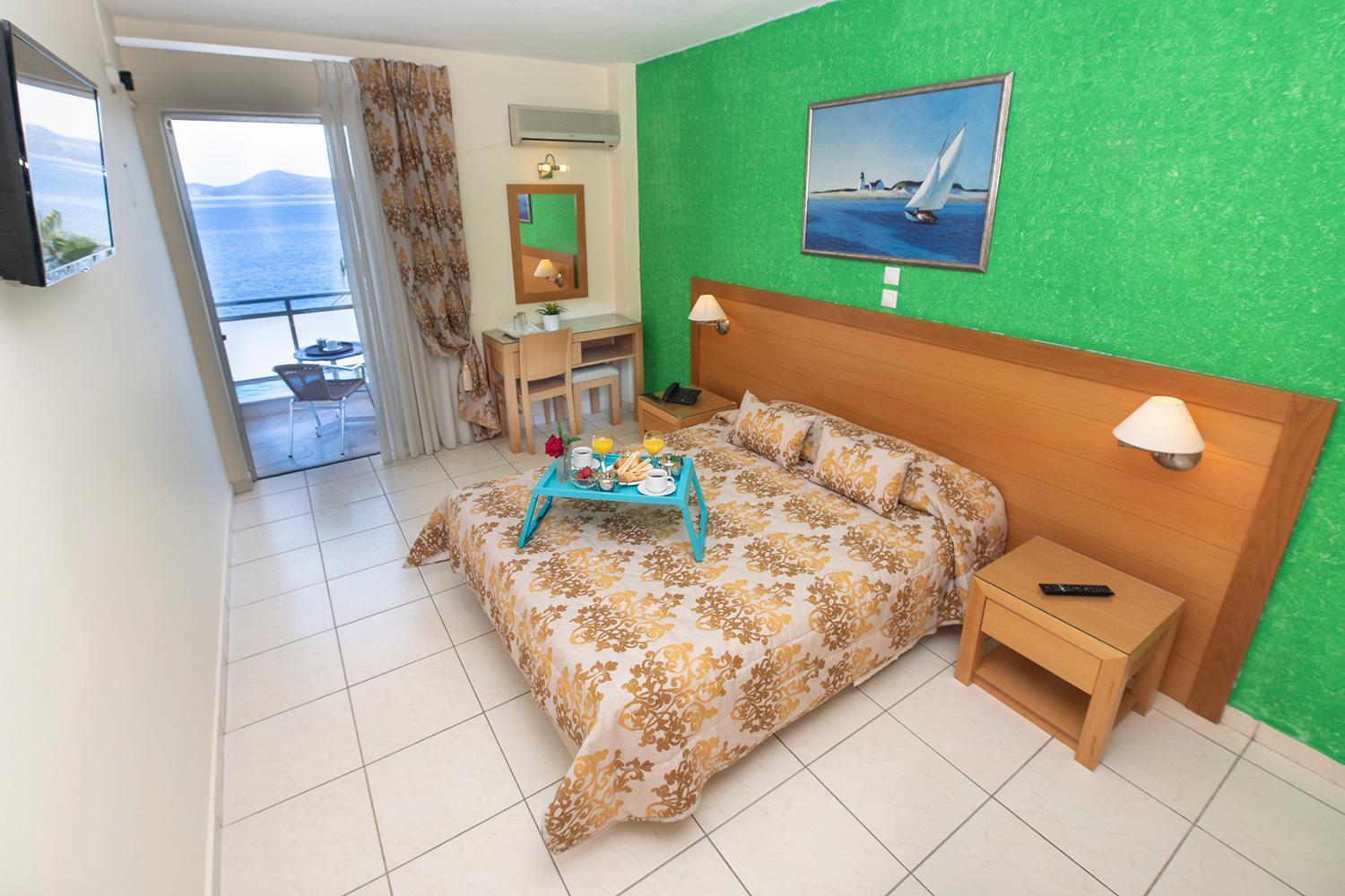 Avra Hotel Méthana Pokój zdjęcie